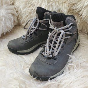 Columbia Gray Leather Hiking Boots 6.5 Womens